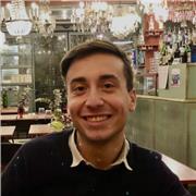 Laureato in filologia classica e con diversi anni di esperienza offre lezioni (online/presenza) di latino, greco, e italiano